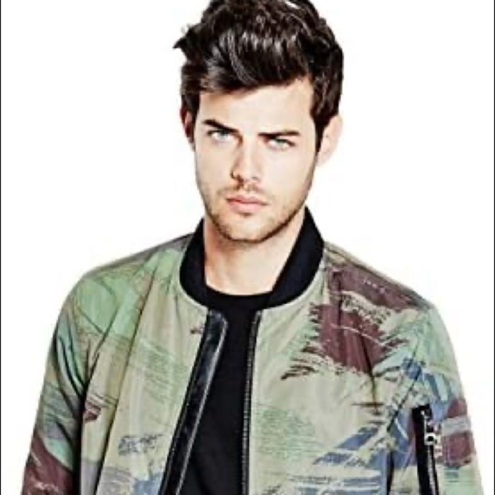 Guess Mens Large Designer bomber jacket Green, Blue, & Red brush stroke pattern